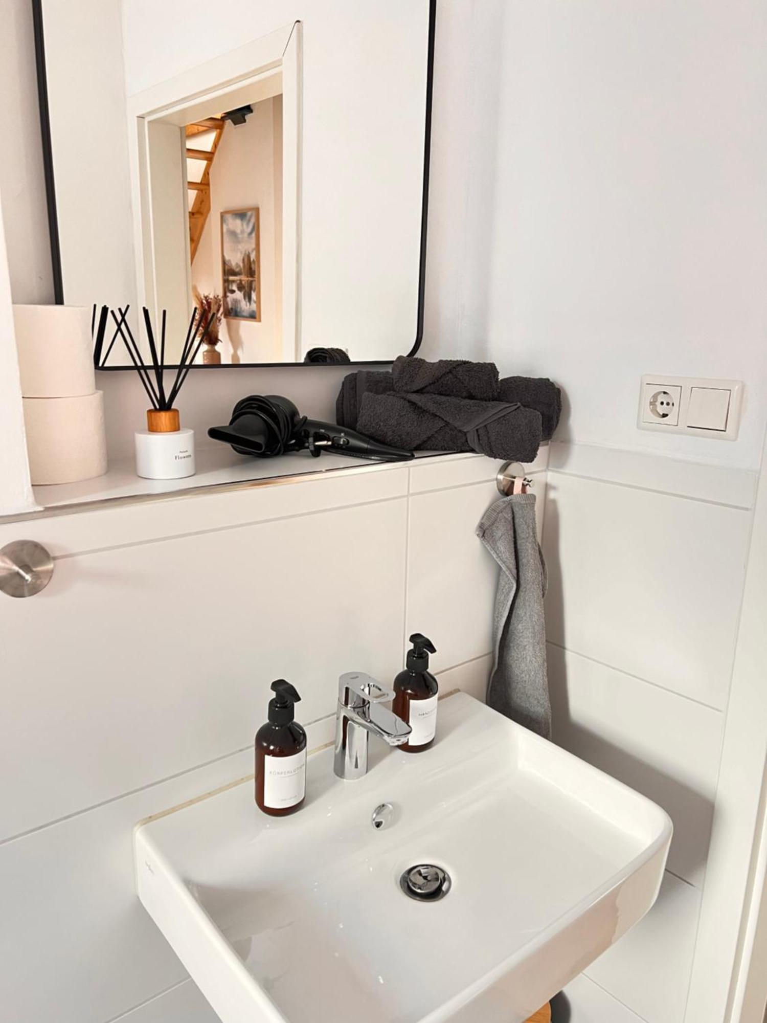 Maisonette-Apartment Mit Klimaanlage - In Dorsten Zentrum - ภายนอก รูปภาพ